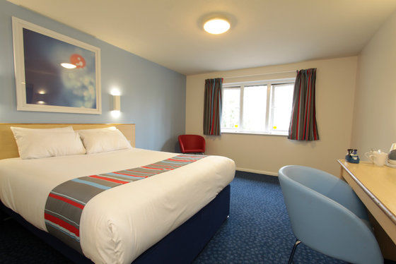 Travelodge Northampton Upton Way 객실 사진